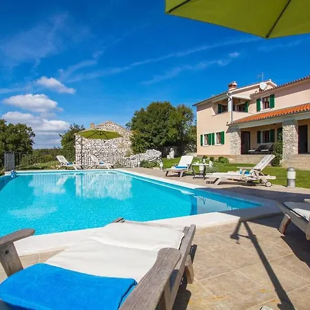 Albina Comfortable Villa